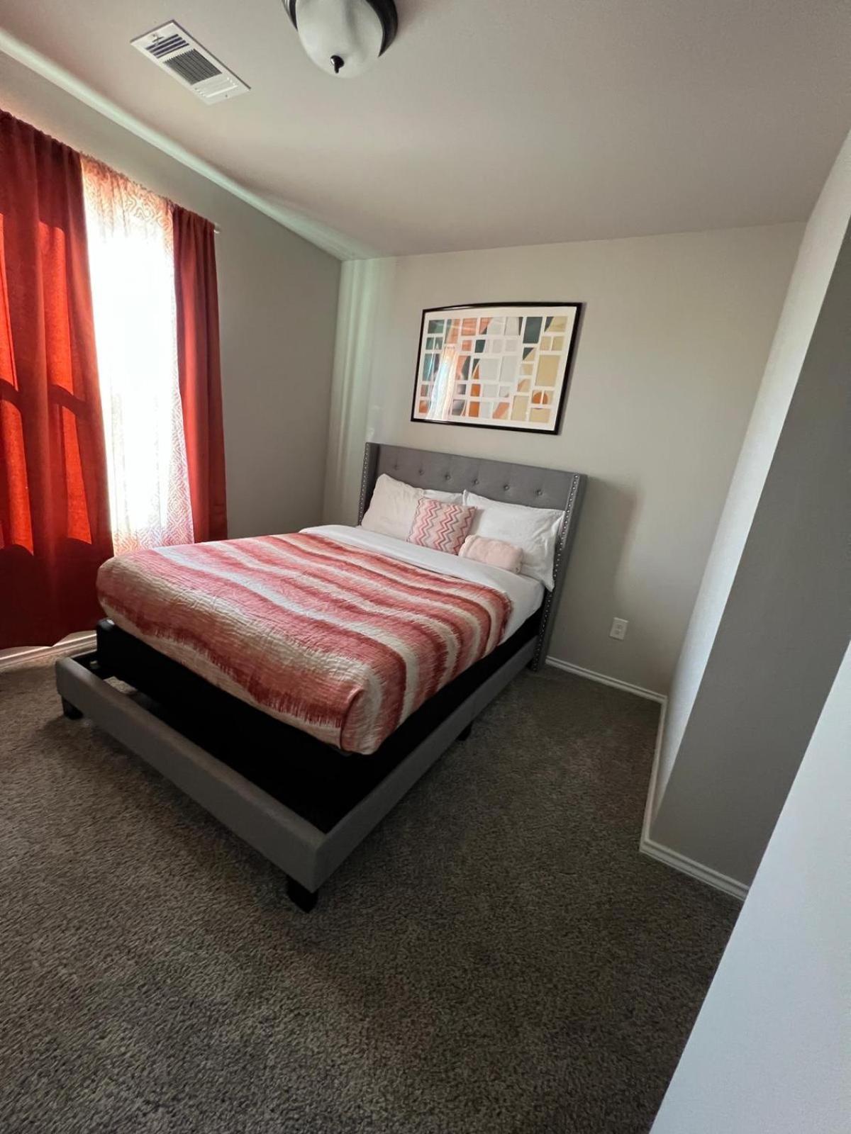 Gorgeous, Brand New 3 Bedrooms Home- Built 2024, Near Seaworld & Lackland Afb Σαν Αντόνιο Εξωτερικό φωτογραφία